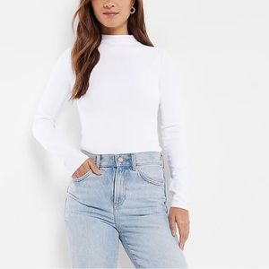Body contour high compression mock neck long sleeve tee